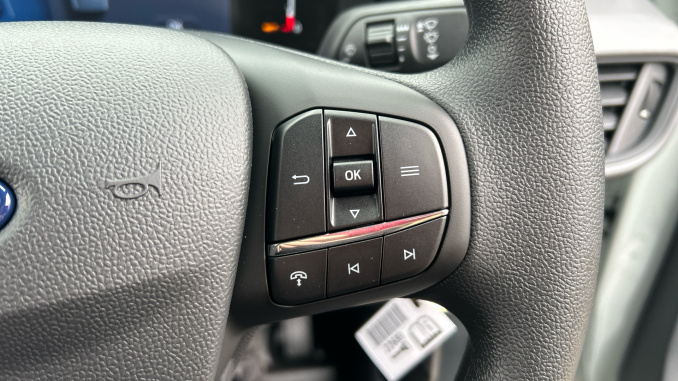 Ford Transit Courier Diesel 1.5 EcoBlue Trend Van - Image 22